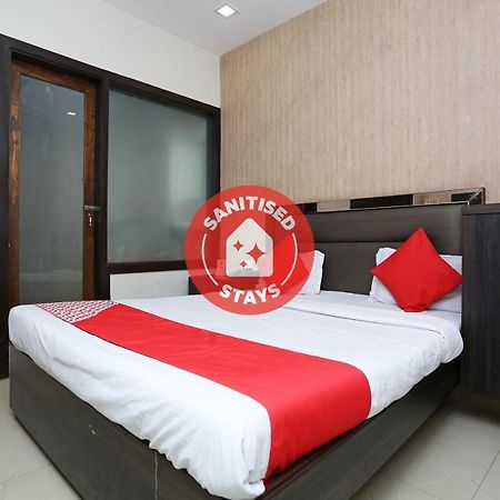 Oyo 6325 Hotel Kiran Rāipur Exteriör bild