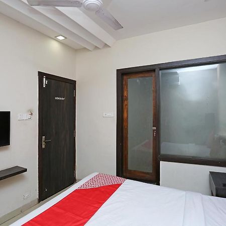 Oyo 6325 Hotel Kiran Rāipur Exteriör bild