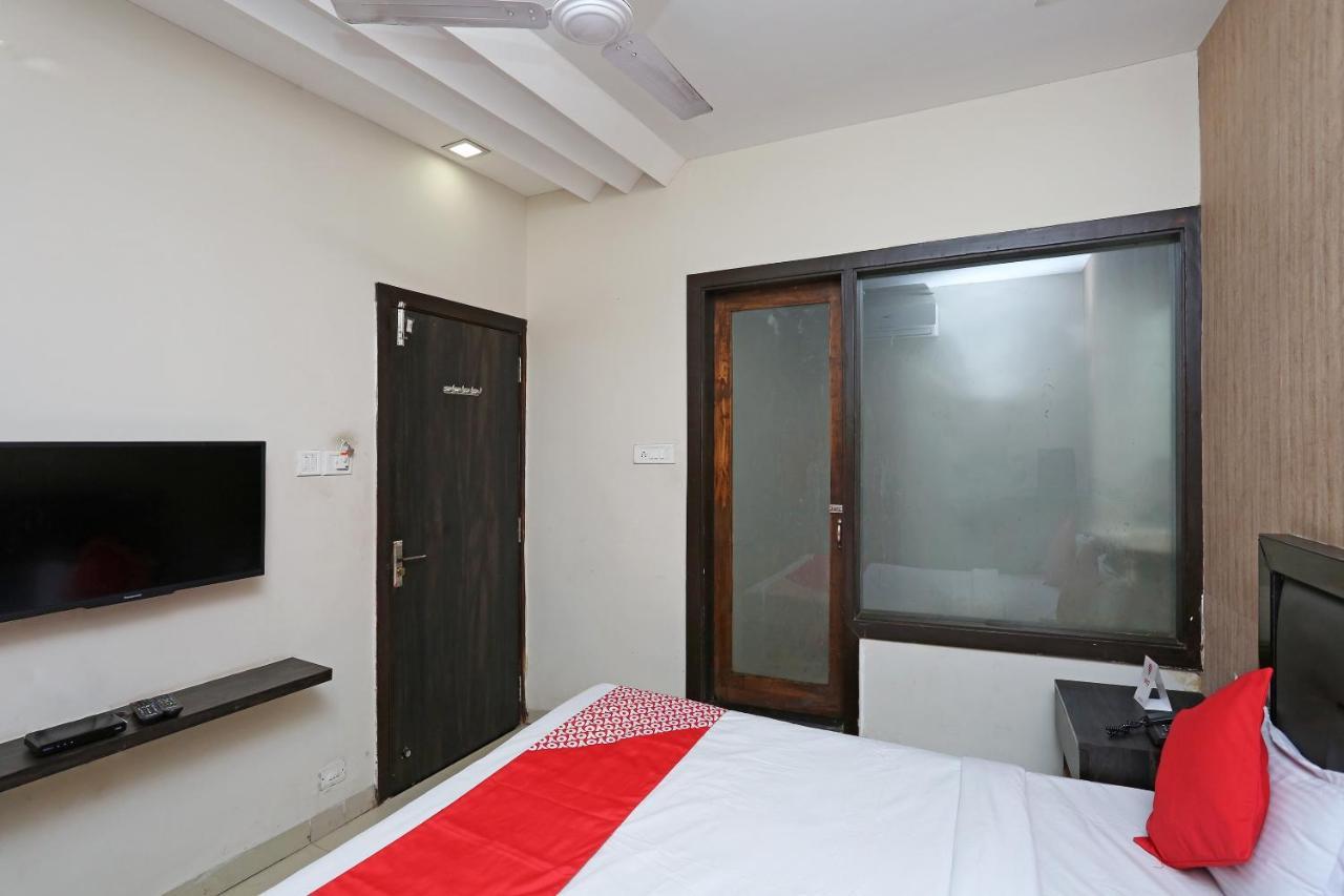 Oyo 6325 Hotel Kiran Rāipur Exteriör bild