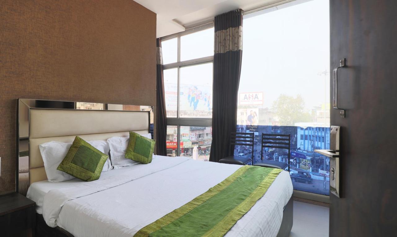 Oyo 6325 Hotel Kiran Rāipur Exteriör bild